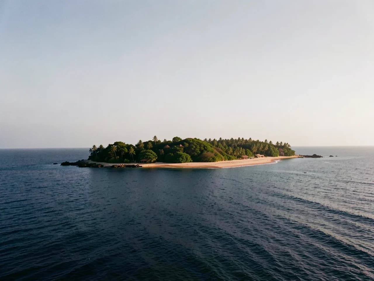 Raa Atoll — Pauschalreisen